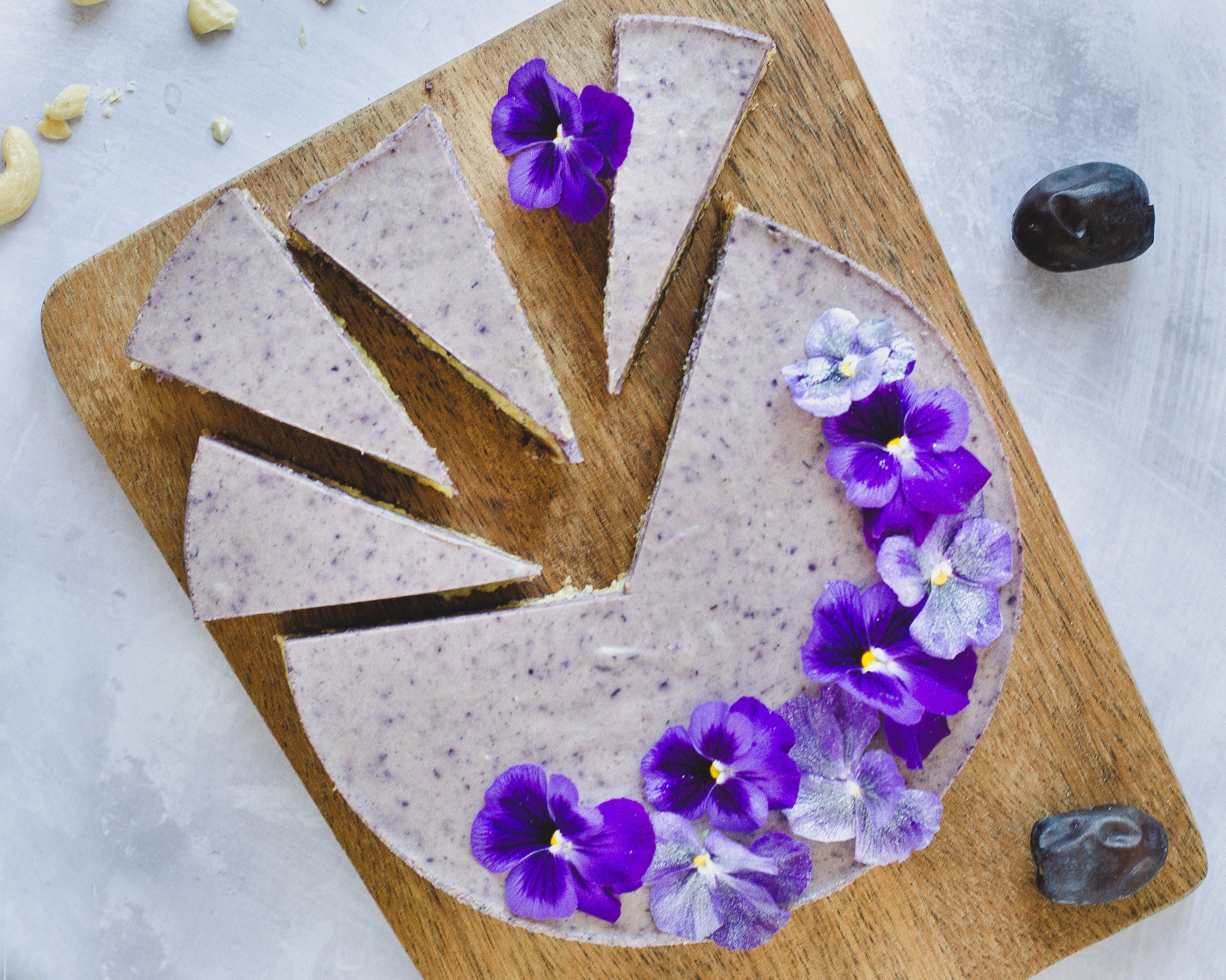 Vegansk cheesecake med blåbær og appelsin