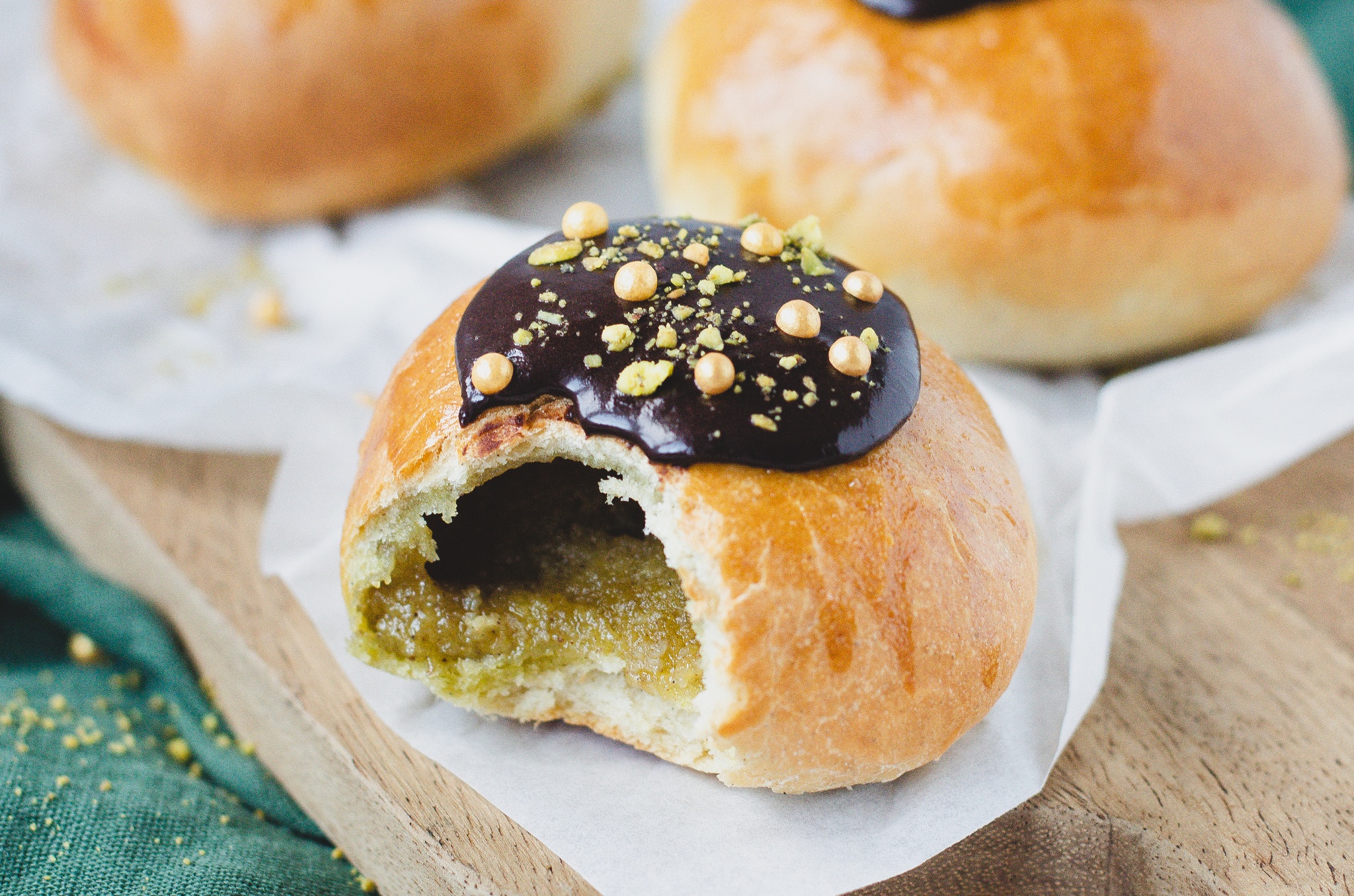 Fastelavnsboller med pistacie