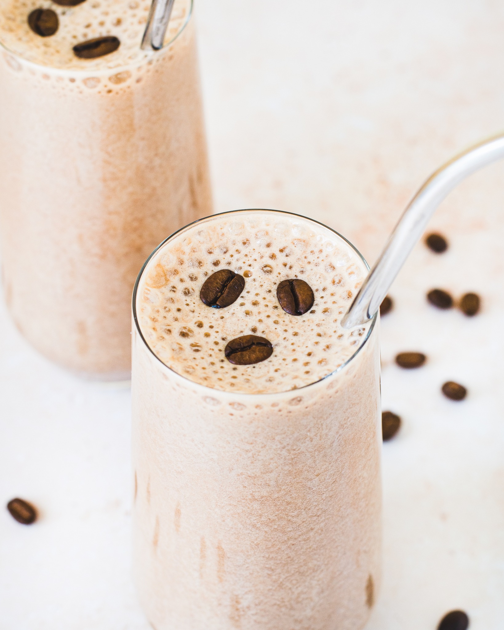 Iskold kaffe shake med saltkaramel proteinpulver