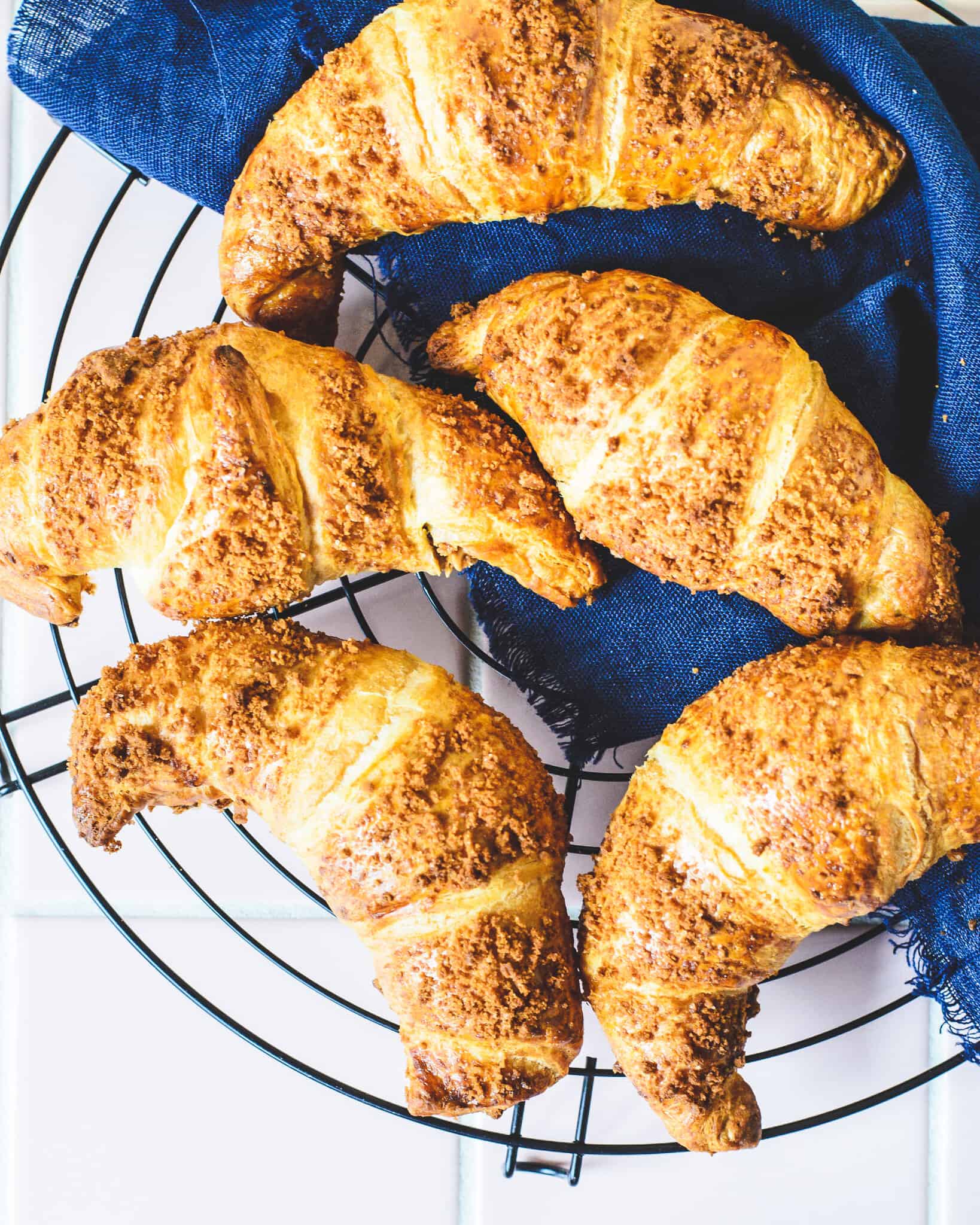 Sprød biscoff croissant