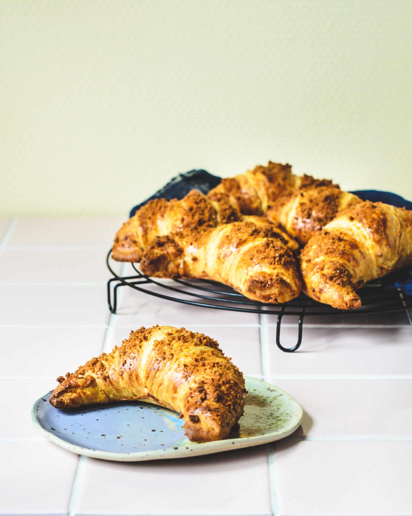 Sprød biscoff croissant